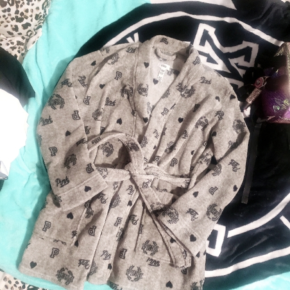Victorias Secret Pink Robe